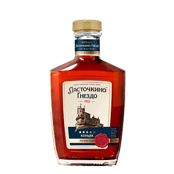 Коньяк  Ласточкино Гнездо   пятилетний  500 мл  40%