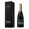 Шампанское Moet & Chandon Grand Vintag, Моэт & Шандон брют Гран  Винтаж в подарочной упаковке  2013 750 мл