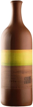 Вино Weingut Maria und Sepp Muster Erde 2019 750 мл 12,5%