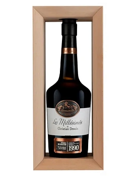 Кальвадос Christian Drouin Calvados Pays d`Auge 1990 gift box  700 мл