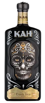 Текила  Amber Beverage   Kah Anejo  700 мл 40 %
