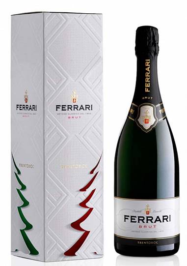 Игристое вино Ferrari Brut Trento DOC gift box  750 мл