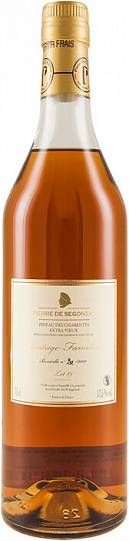 Вино Pierre de Segonzac Heritage Familial Pineau des Charentes Extra Vieux Пьер д