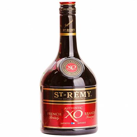 Saint clos vs коньяк. Бренди Сан Реми. St Remy XO Brandy 1л. St Remy XO 1 литр. Бренди Сан Реми аутентик Хо 0,5л (231053) /ш/.