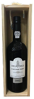 Портвейн  Delaforce Vintage Port  Делафорс  Винтаж Порт 2003 в подарочной упаковке  750  мл