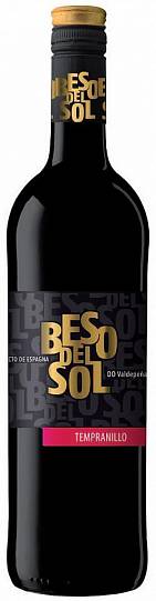 Вино Beso del Sol Tempranillo  red  750 мл