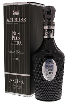 Ром   A.H. Riise  Rum Non Plus Ultra "Black Edition"  gift box  700 мл