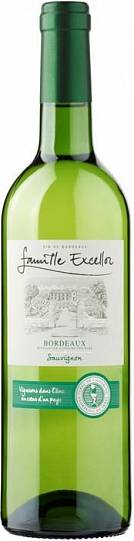 Вино  Famille Excellor Sauvignon  Bordeaux AOP   750 мл