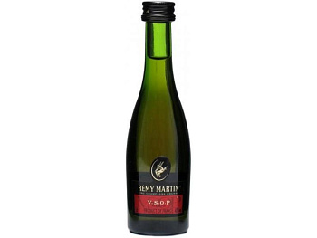Коньяк Remy Martin VSOP  50 мл