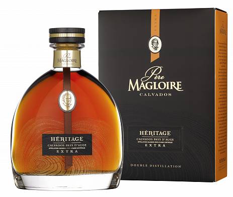 Кальвадос Pere Magloire Pays d'Auge Heritage Extra in gift box 700 мл