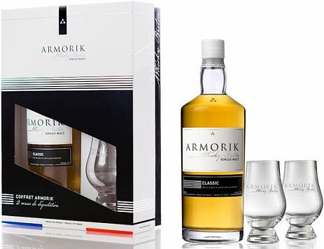 Виски Armorik Classic gift set with 2 glasses  700 мл
