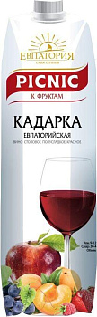 Вино Крымский Берег Кадарка Евпаторийская Пикник 1000 мл
